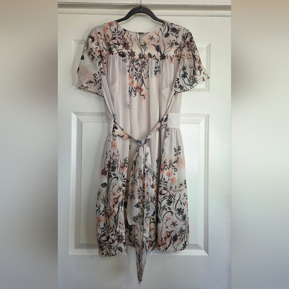 Reiss Cream 'Sadie' Floral Print Semi-Sheer Mini Dress - Size 10 - Picture 3 of 10